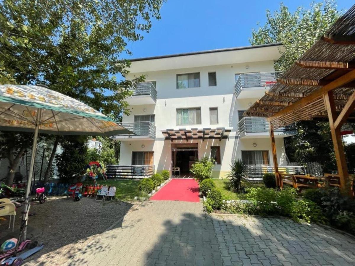 Aparthotel Vila Tufi Velipoje Exterior photo