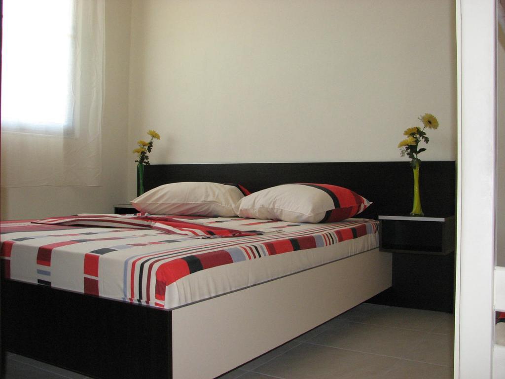 Aparthotel Vila Tufi Velipoje Room photo